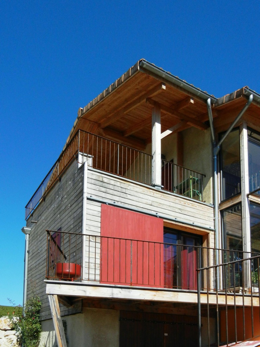 Maison aux volets colorés - Châtillon